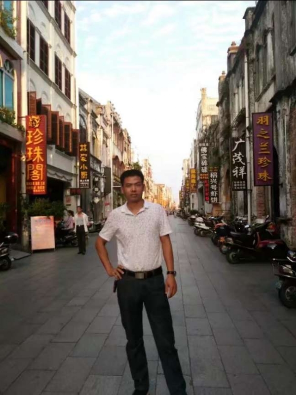 爱生活爱健康的第一张照片--潜江残疾人相亲网